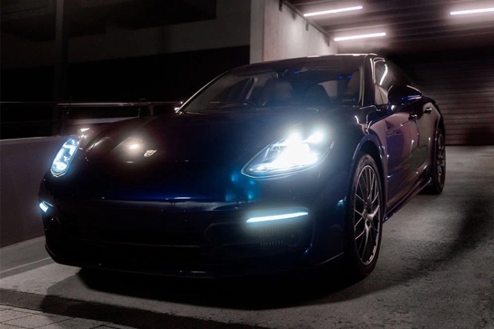 Porsche Panamera 4S E-Hybrid — wynajem